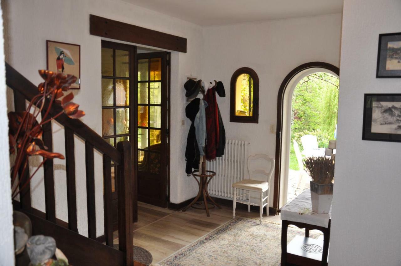 Ferienwohnung Chez Cyril Et VI Saint-Règle Exterior foto