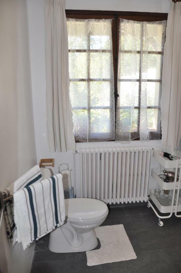 Ferienwohnung Chez Cyril Et VI Saint-Règle Exterior foto